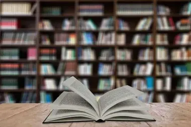 Biblioteka Centralna w Gliwicach zmienia wejście. Rusza remont schodów