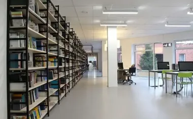 Gliwicka biblioteka w wakacyjnym rytmie - sprawdź, kiedy wpadniesz po książkę